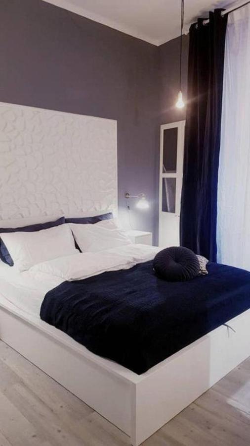 Joivy Heart Of The City 1 Bed Apt Near Castle Belvedere Genoa Luaran gambar