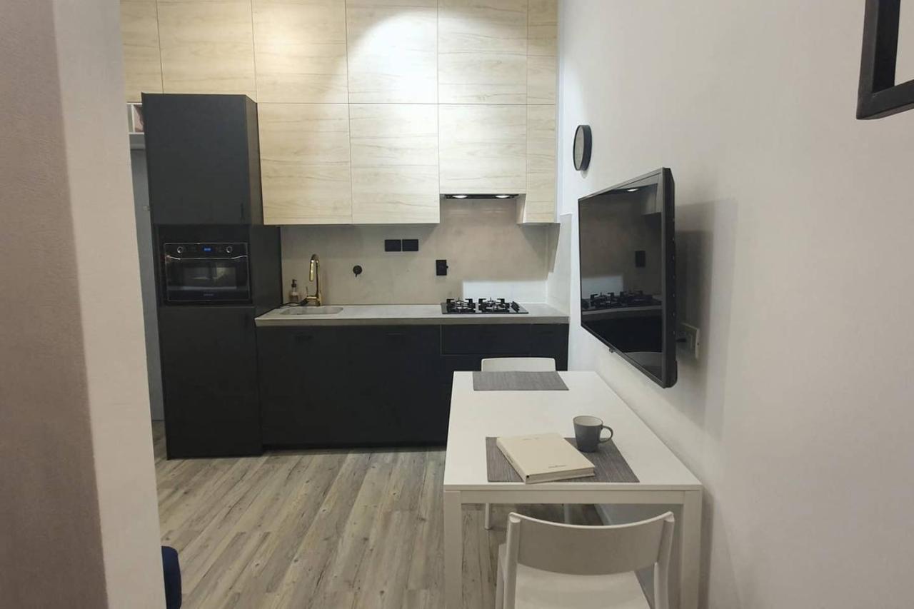 Joivy Heart Of The City 1 Bed Apt Near Castle Belvedere Genoa Luaran gambar